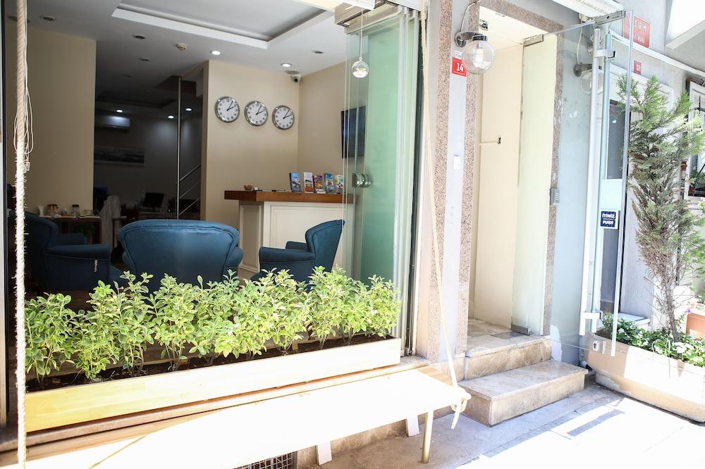Alyon Suite Hotel Istanbul Exterior photo
